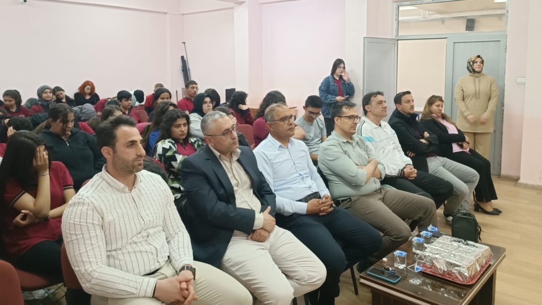 Acıgölde Okullar Tatil mi?